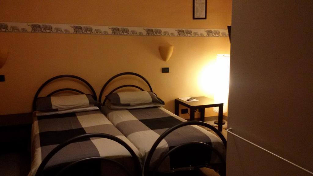 Albergo Sangrila ลานโซตอริเนเซ ภายนอก รูปภาพ