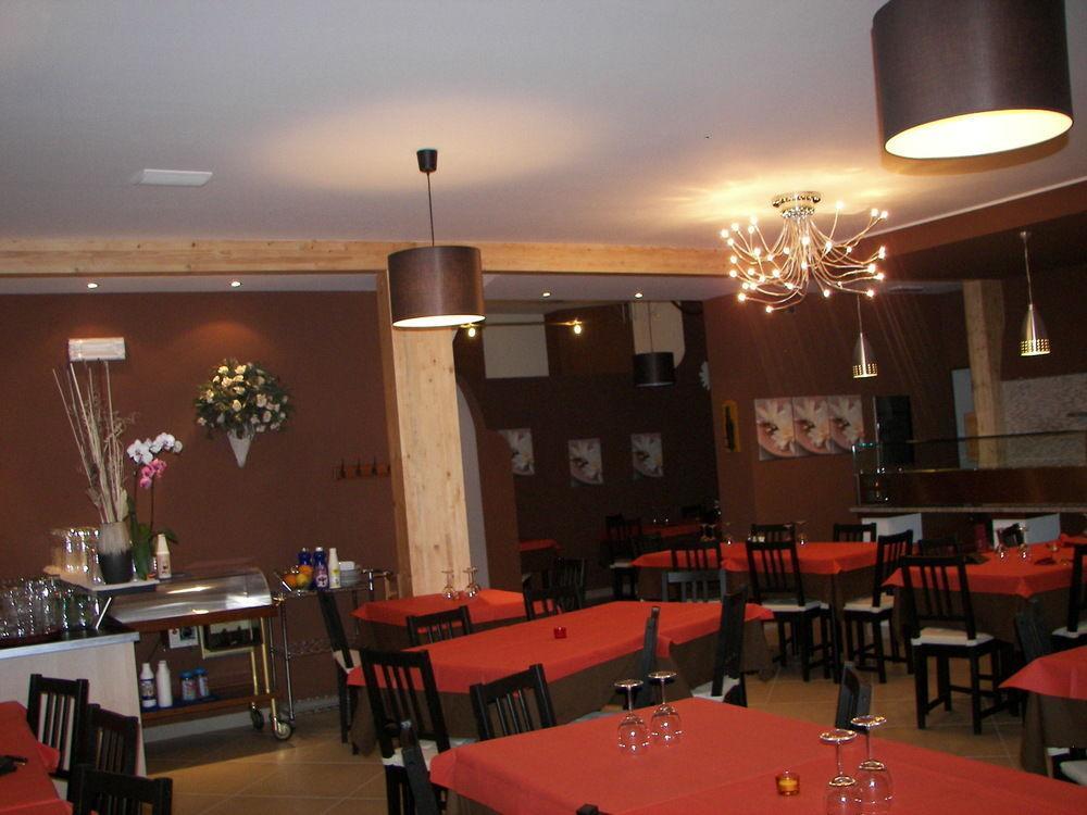Albergo Sangrila ลานโซตอริเนเซ ภายนอก รูปภาพ