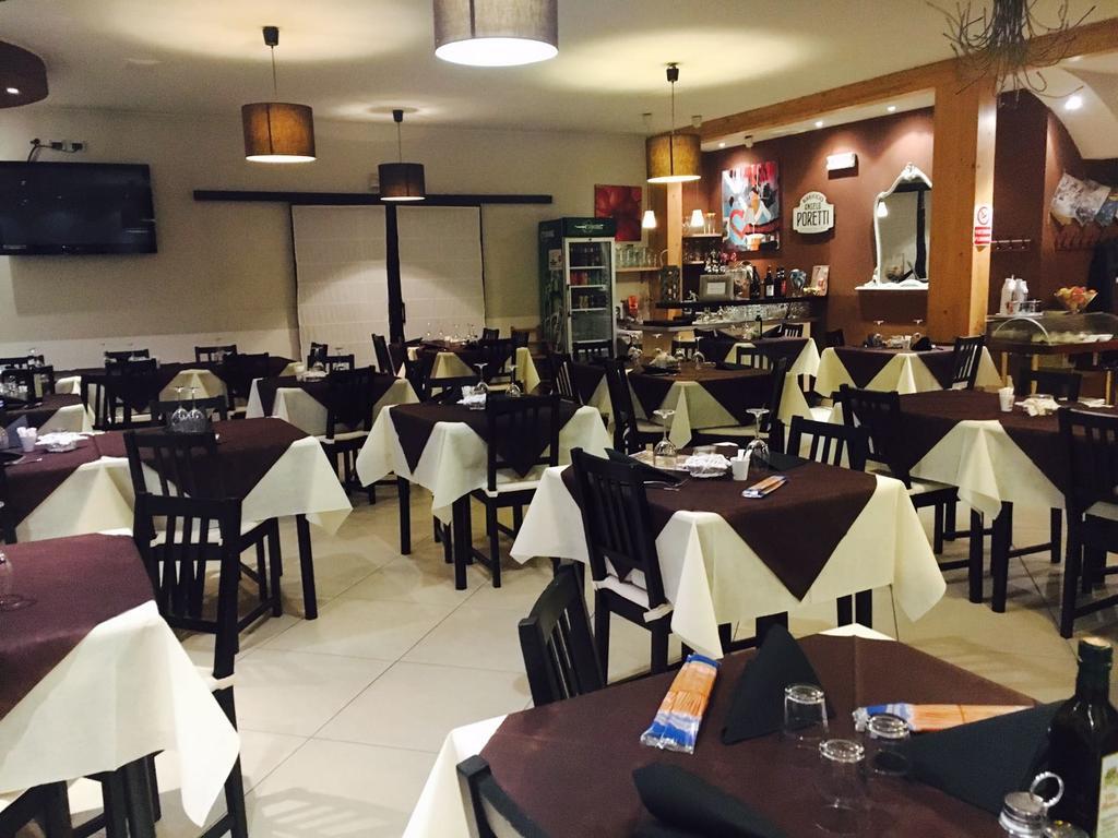 Albergo Sangrila ลานโซตอริเนเซ ภายนอก รูปภาพ